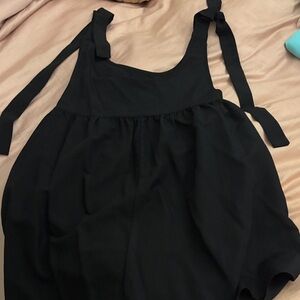 SHEIN Black Sleeveless Romper with Bow Straps